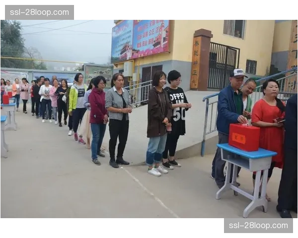 塞维利亚主场举办慈善义赛，为安达卢西亚地区洪水募捐